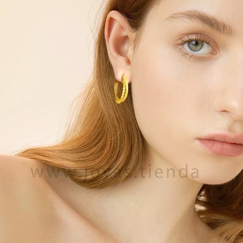 Pendientes Aros Dorados con Forma de C Doble