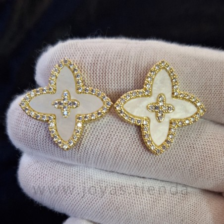 Pendientes Flor Blanca Dorados Fantasía