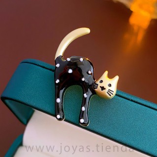 Broche Gato Negro detalle