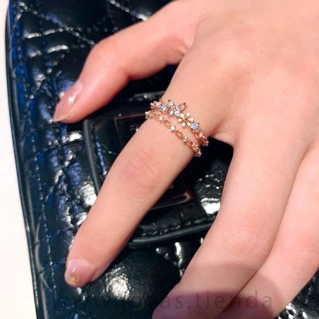 Anillo Dorado Doble con Mariposa