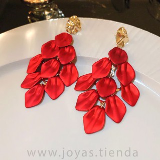 Pendientes de Pétalos de Rosa en Racimo de color rojo