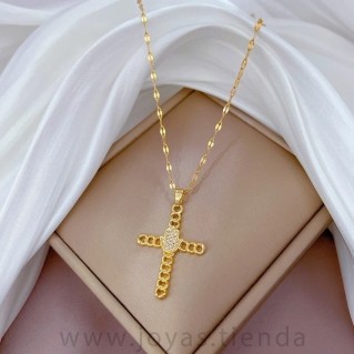 Cadena con Colgante Cruz Mano de Fátima