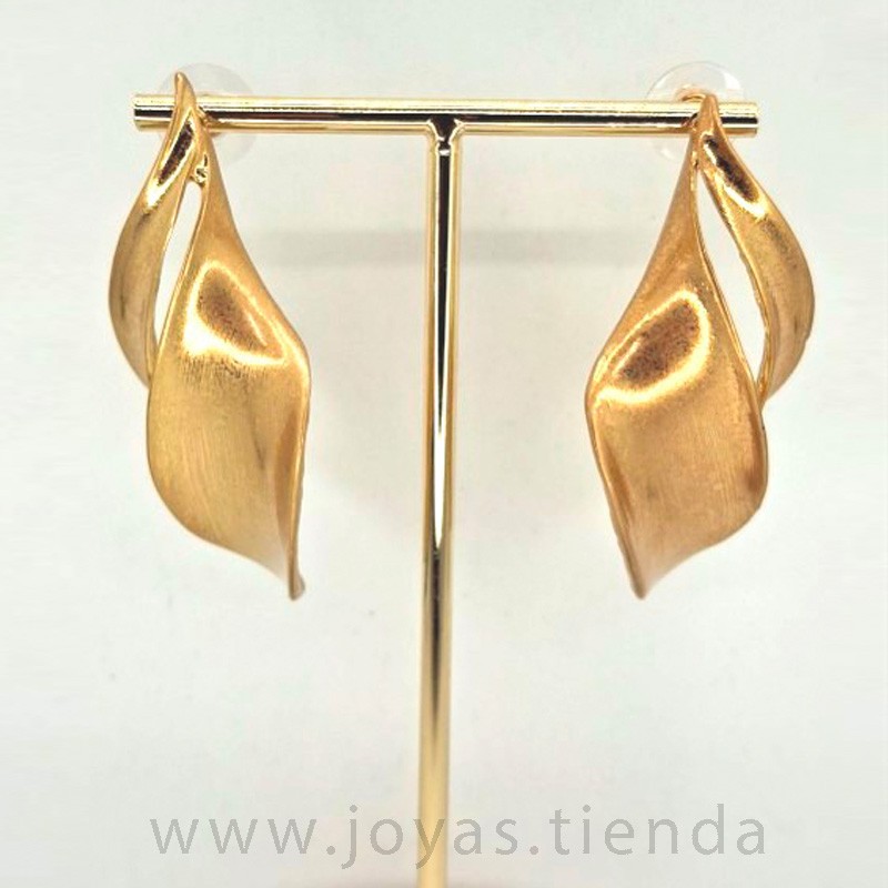 Pendientes Color Oro Dos Hojas Lanceoladas