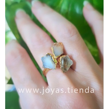 Anillo Color Oro  Tres Cuarzos 1