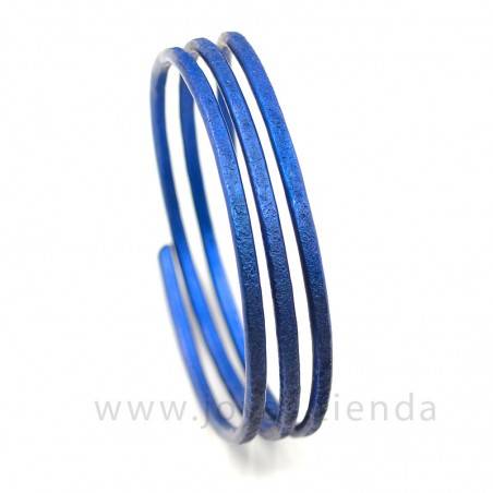 Pulsera en espiral azul