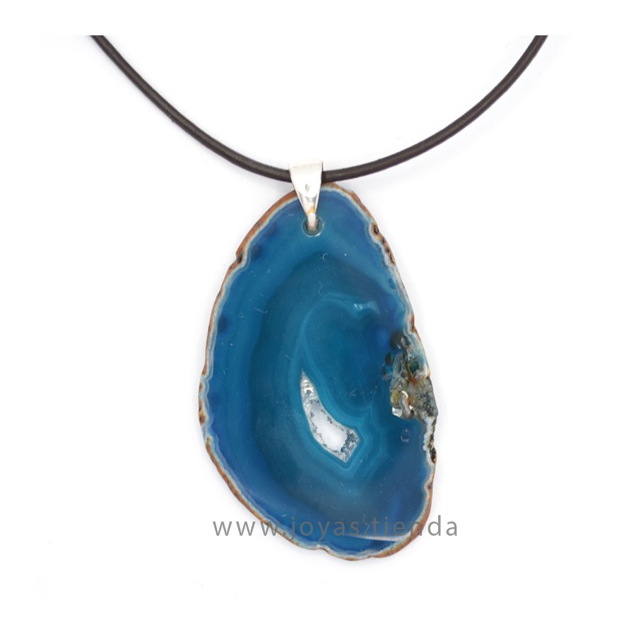 Colgante Ágata Teñida Azul con Cordón Cuero 1